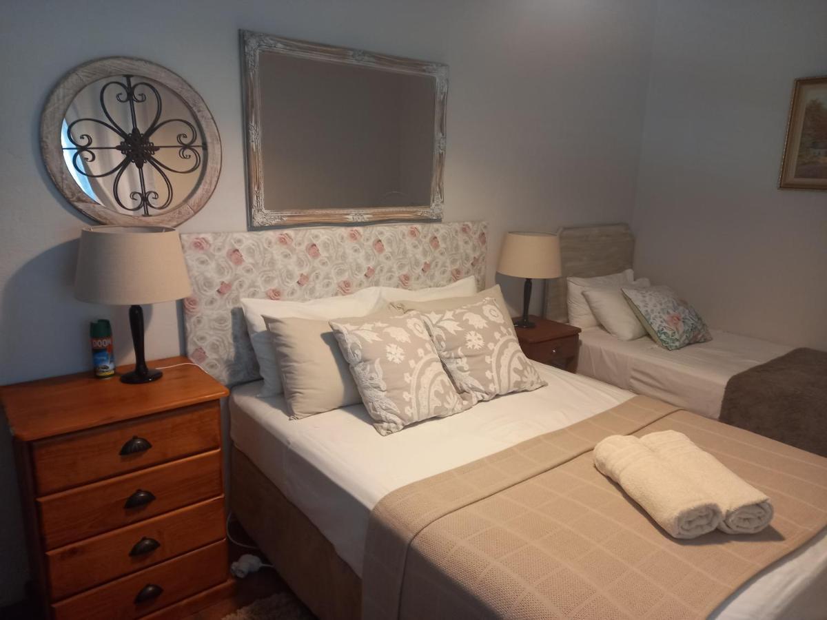 Carmel Villa B&B Or Self-Catering Calvinia Luaran gambar