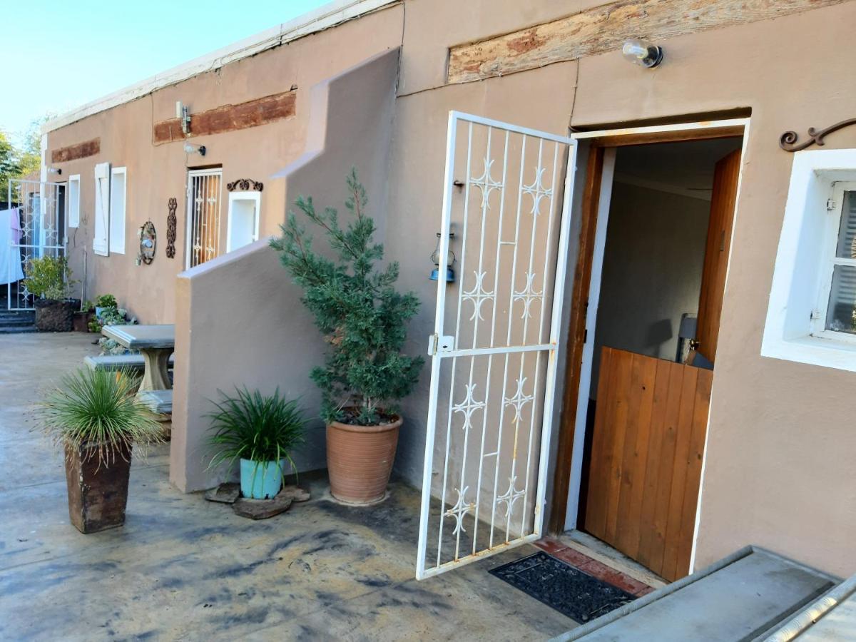 Carmel Villa B&B Or Self-Catering Calvinia Luaran gambar